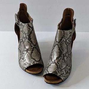 Corky's Sunburst Taupe Snakeskin Pattern Wedge Bootie Sandals Size 11 NWT (Box)